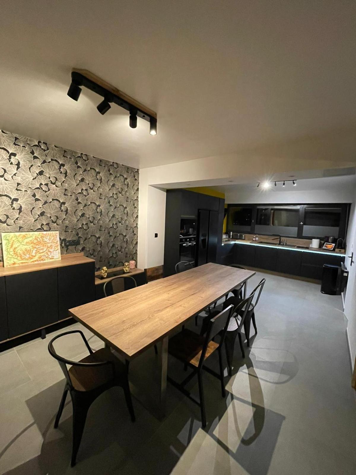 Maison A Moutiers 3 Vallees 4 Chambres 10 Pers Eksteriør bilde